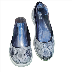 Skechers Earthy Touch Faux Snake Skin Print Shoes, women's size 9 US